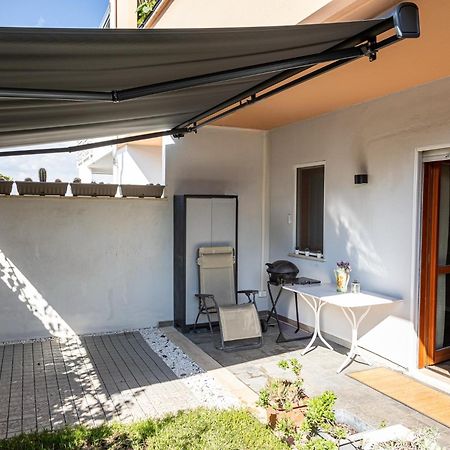 Mrb Real Estate - Maison Ludovica - Monolocale Moderno Con Giardino Frattocchie Exteriör bild